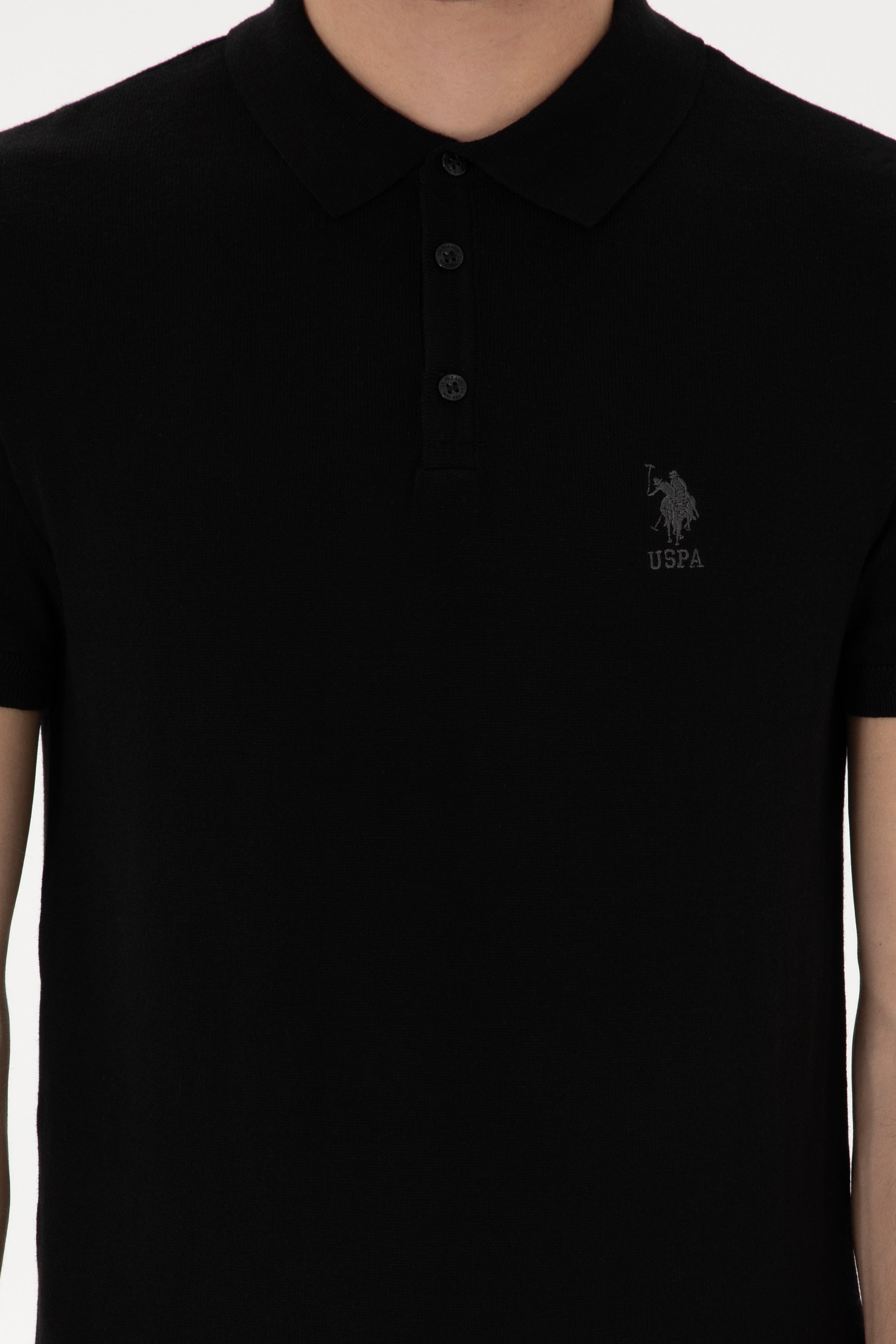 Knitted t-shirt RAHAL BLACK